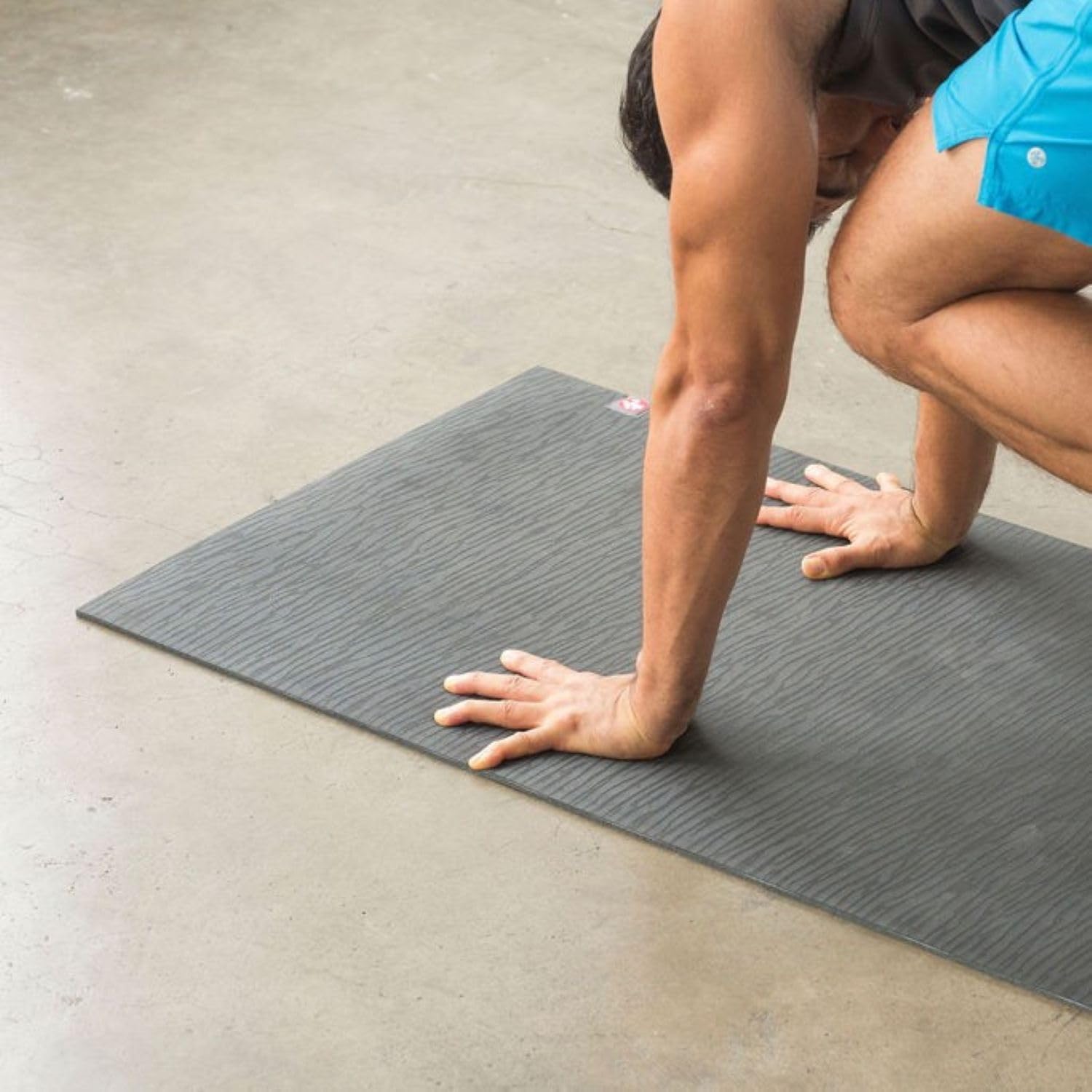 MANDUKA eKOLite Yoga Mat - 4mm Natural Rubber | Eco-Friendly | Soft Textured Surface | Natural Next-to-Skin Feel - Image 5