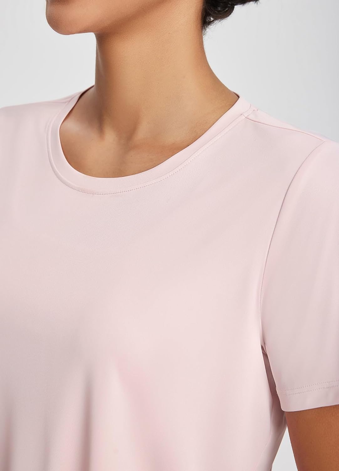 baleaf Women's Workout Tops Athletic Shirts Cropped Short Sleeve Split Back Running Gym Quick Dry Sun Protection UPF 50+ - Image 4