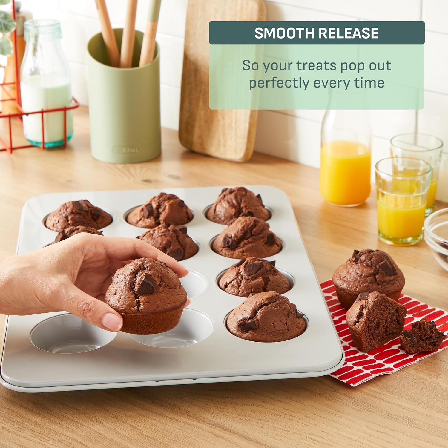 T-fal Refresh Ceramic Nonstick Baking Pans Set (8 Pc), Roaster, 12-Cup for Muffins, Loaf Trays, Baking Sheets Non Stick, Cooling Cooking Rack, Stackable Bakeware Set, Mint Green - Image 4