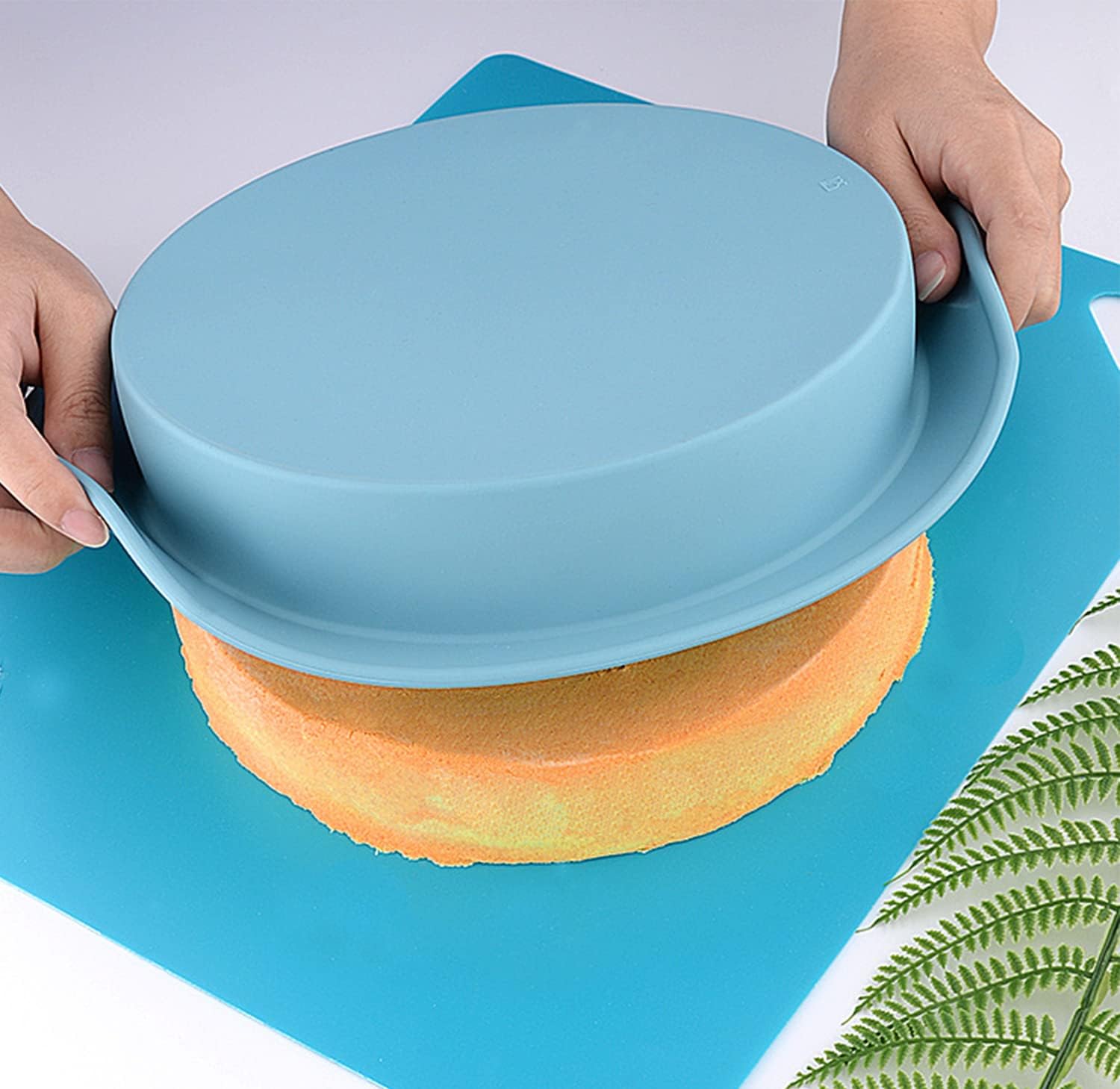 7in1 Silicone Bakeware Baking Set, Kitchen Bake Pans Molds Tray for Oven with BPA Free Round/Square Cake Pan, Loaf Pan, Muffin Pan for Bread Pizza Cheesecake Cupcake Pie Desserts - Image 4