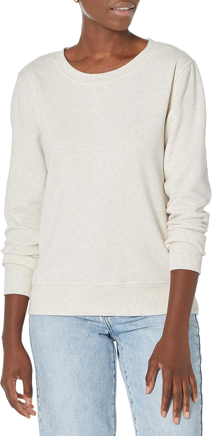 Amazon Essentials Women's Fleece Crewneck Pullover Sweatshirt (Available in Plus Size)
